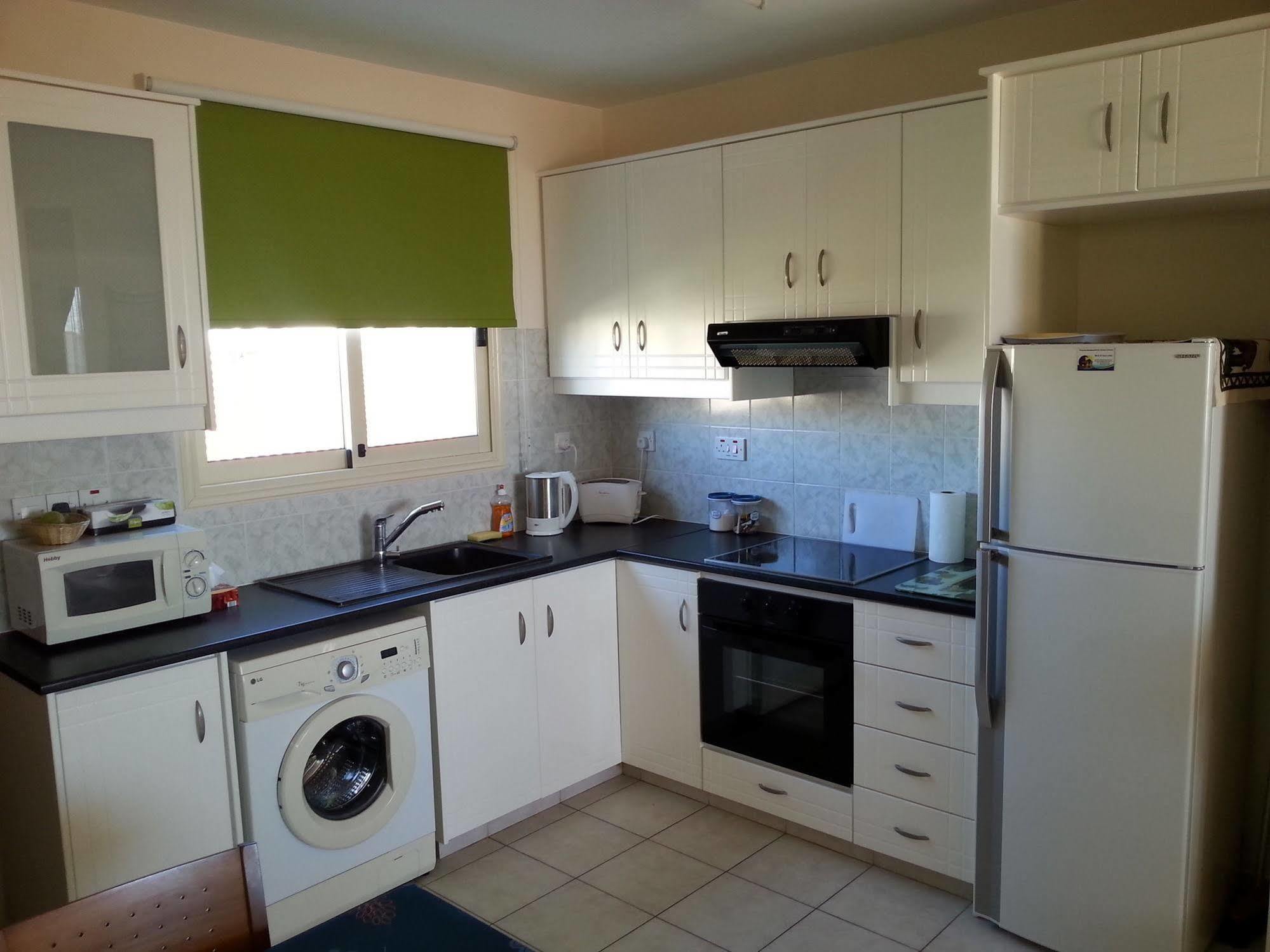 Royal Seacrest Apartments Aphrodite Hills Εξωτερικό φωτογραφία